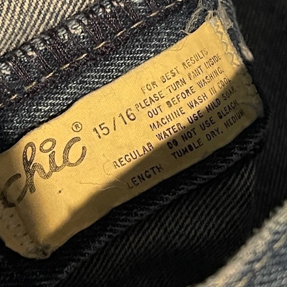 Vintage Chic diy cut off distressed denim jean shorts - Picture 4 of 4